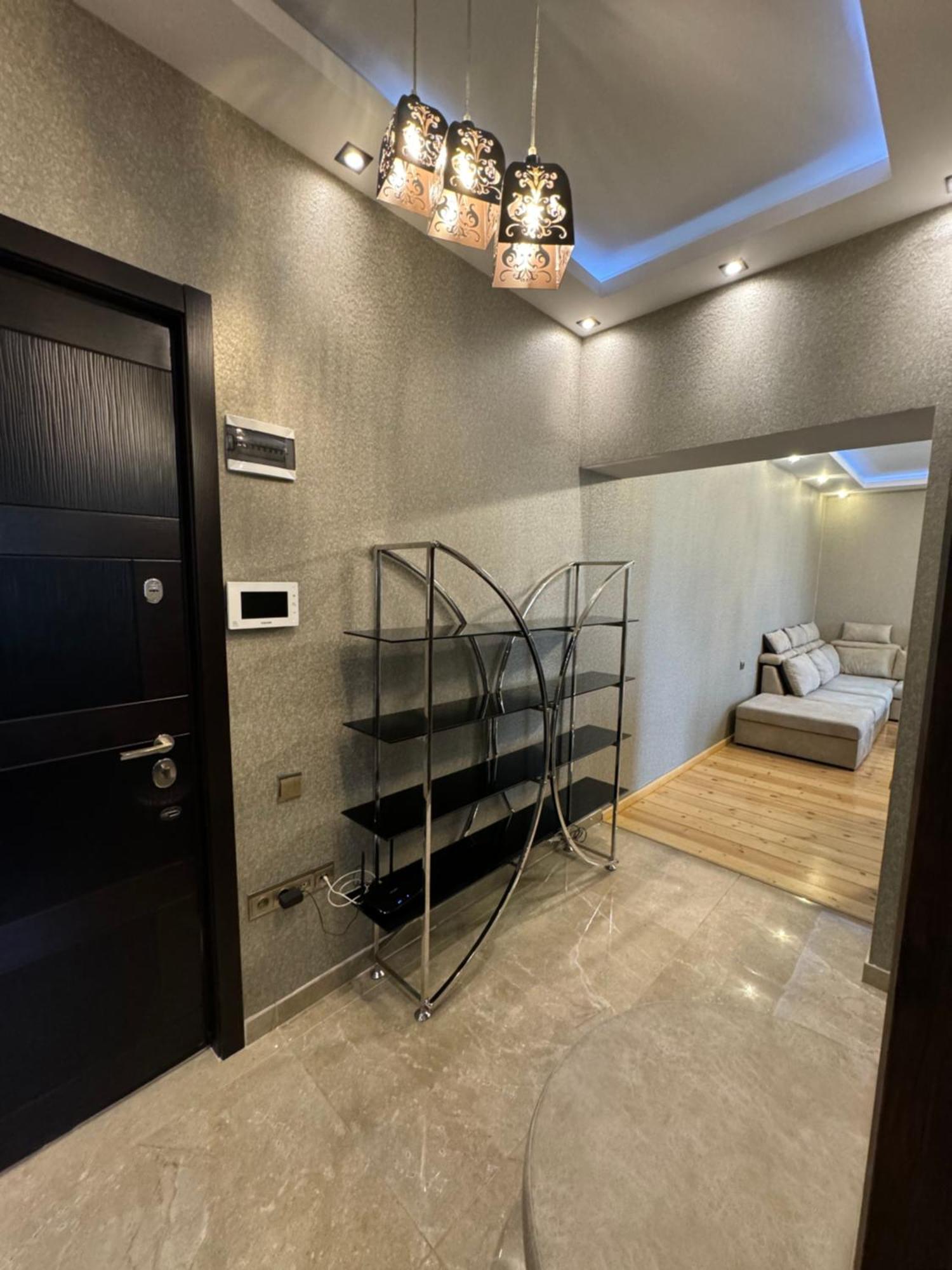 Old Maidan Apartment *